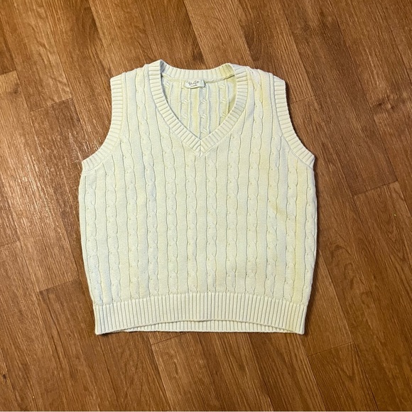Brandy Melville Sweaters - Brandy Melville Light Green 100% Cotton V-Neck Sweater Vest